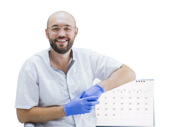 Отсутствие всех или почти всех зубов